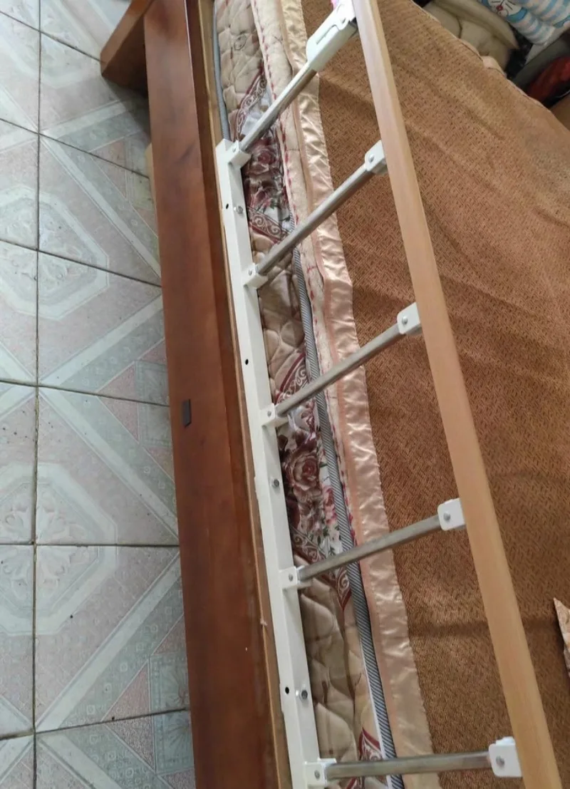 For Foldable Stainless Steel Bed Rail Anti-Fall Guard Barrier For Kids Elderly Safety Bed Protection
