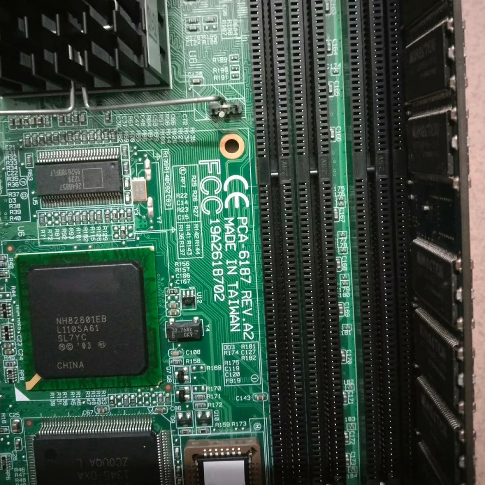 

Материнская плата компьютера промышленного управления PCA-6187 REV.A2