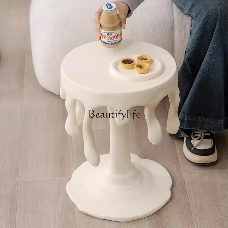 

z.Modern round side table, aesthetic center tray, cute designer coffee table