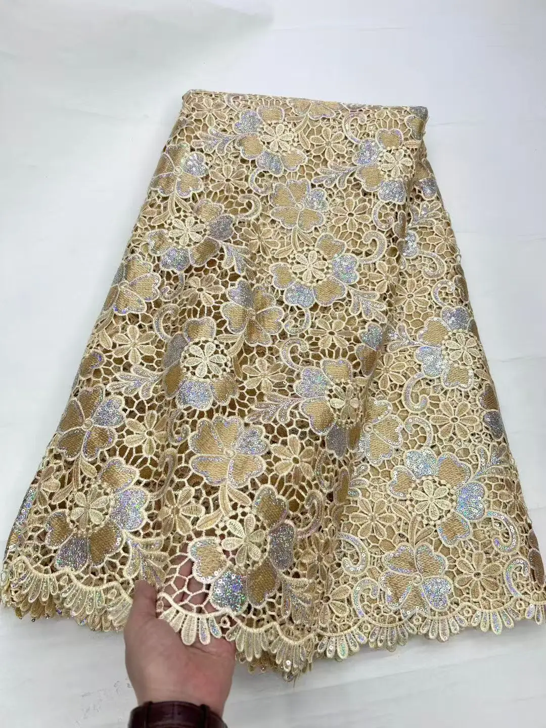 PIZZO Paillettes Africane Cavo Guipure Tessuti di Pizzo 5 Metri Bianco 2025 Nuovo Merletto Solubile in Acqua Nigeriano Per Le Donne Abiti Da Cucire