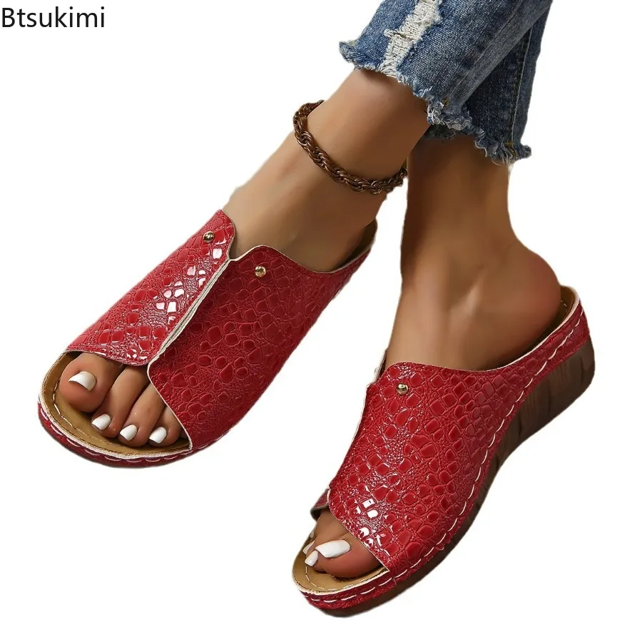 New 2025 Summer Luxury Style Classic Slip-on Women's Shoes Casual Thick-soled Open-toe Solid Wedge Beach Flip-flops for Women
