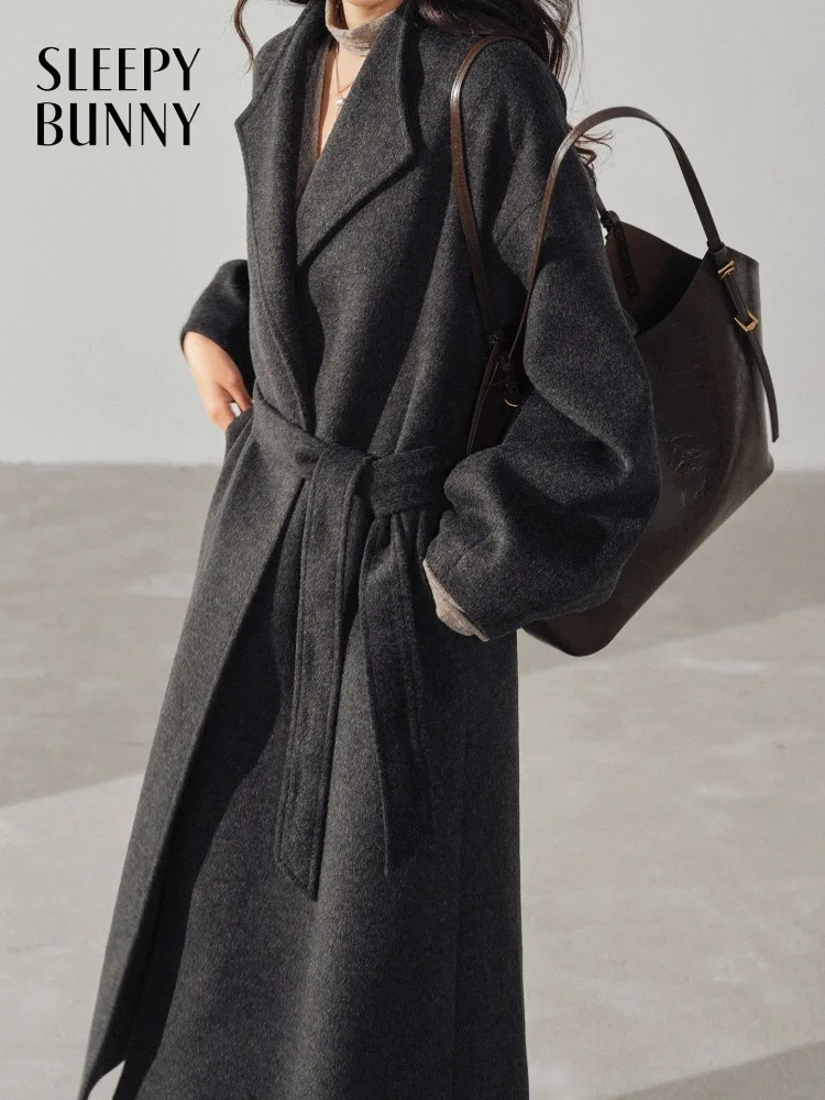 

Elegant Vintage Wool Coat Women Loose Gray Long Overcoat Chic Outerwear for Office Casual Look with Lapel Collar Raglan Sleeve