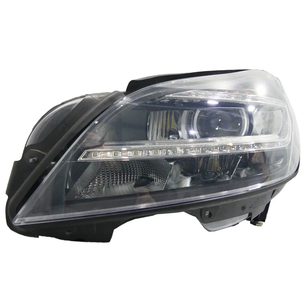 Suitable for Mercedes Benz CLS63 CLS260 CLS300 CLS320 CLS350 CLS400 X218 C218 front headlights 2012-2017 A2188203359 A2188203459