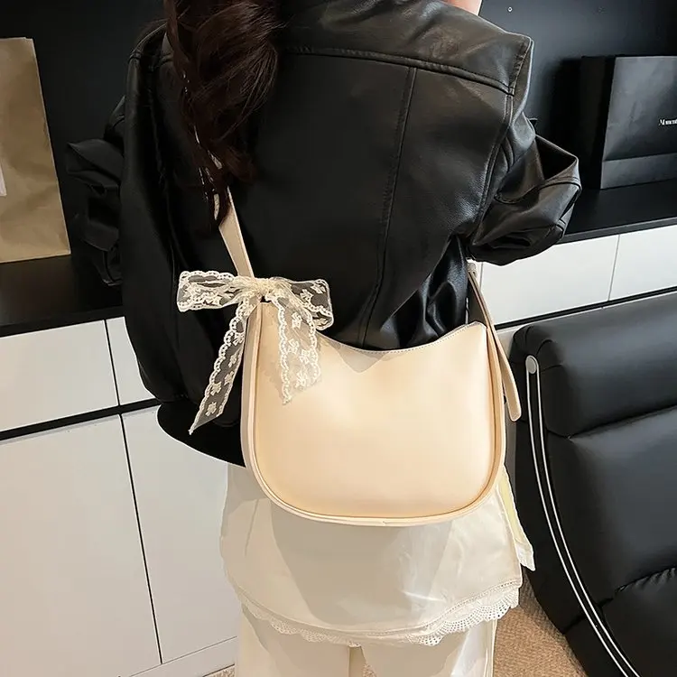 

Portable Small Ladies Handbag Minimalist Purse Stylish Crossbody Shoulder Bag for Casual Daily Street Wear