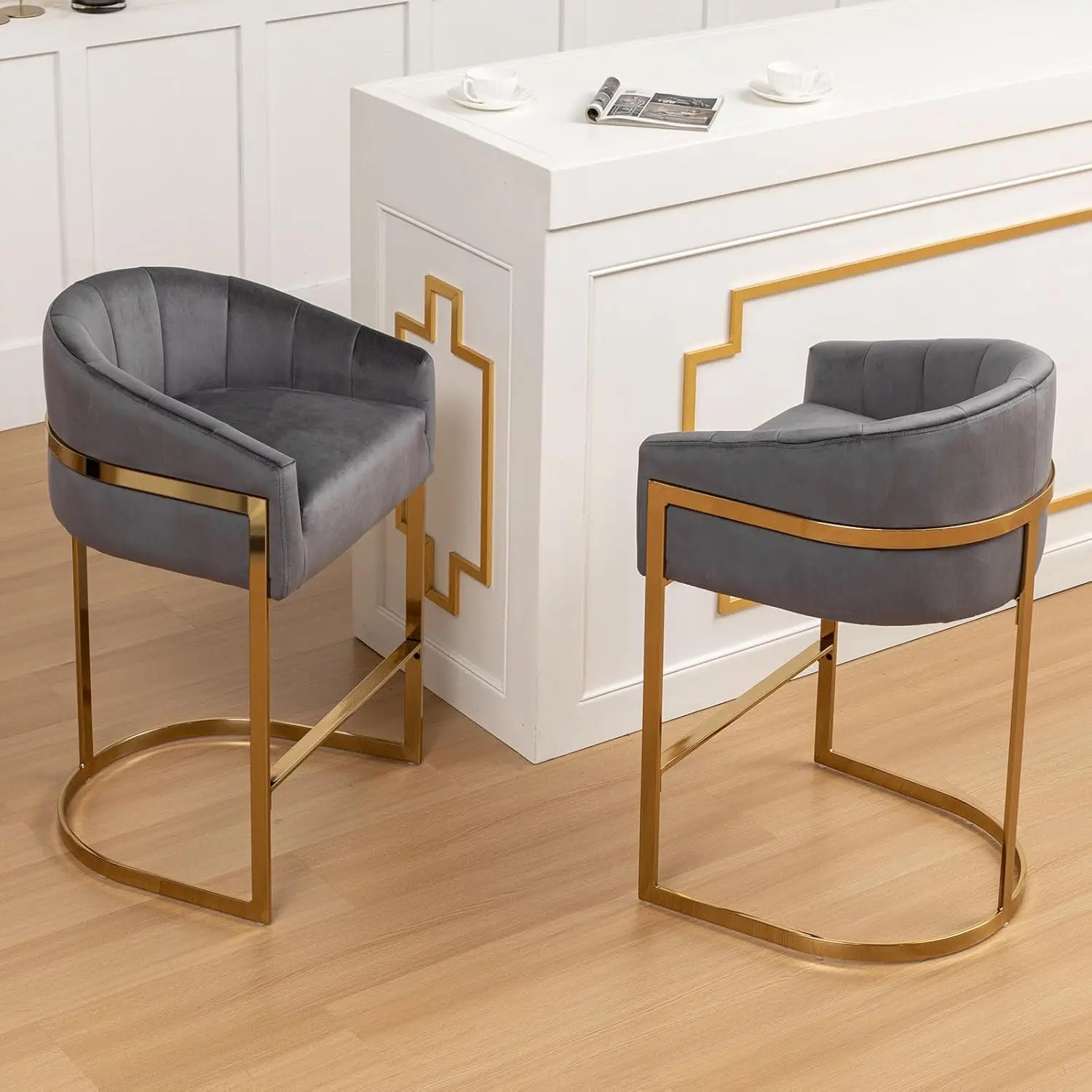 

Counter Height Bar Stools Set of 2, Modern 27" H Barrel Counter Stools with Shell Back, Gold Velvet Bar Stools for Kitchen Is