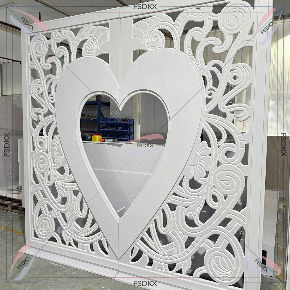 Popular Wedding Supplies Decoration Stage Backdrop Luxury Pvc Hollow Out Carving Heart -Shape Backdrop Stand For Wedding Event