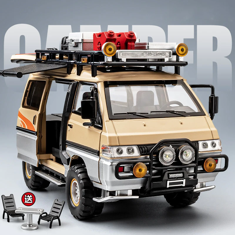 1:24 Mitsubishi Delica Off Road VAN RV Alloy Model Car Toy Diecasts Metal Casting Sound and Light Car Toys For Children Vehicle