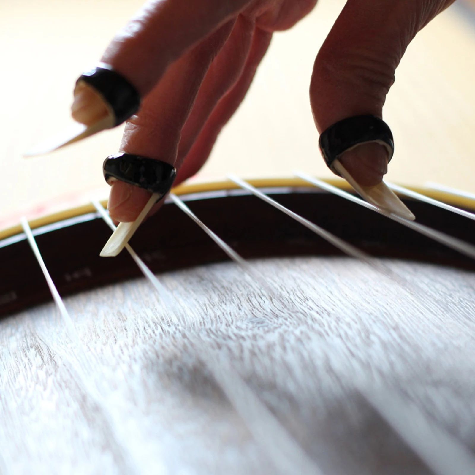 

8pcs Guzheng Finger Picks Nail Covers Lightweight Durable Finger Protectors Smooth Fingertip Protection Covers For Guzheng