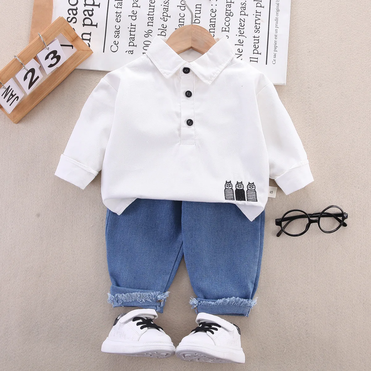 

Boys Boutique Clothing Korean Style Cartoon Turn-down Collar Long Sleeve T-shirts Tops and Jeans Two Piece Tracksuit for Kids