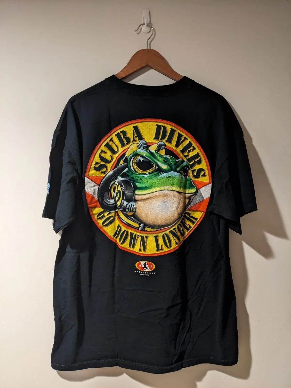 Vintage 2004 Amphibious Outfitters Frog Animal Nature Black XX-Large T-Shirt