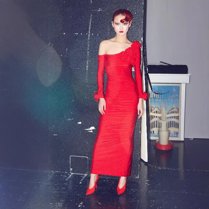 

ZNS Red Off Shoulder Long Sleeve Flowers Party Dress Luxury 2025 Autumn New High Waist Bodycon Evening Dresses Fashion Prom Gown