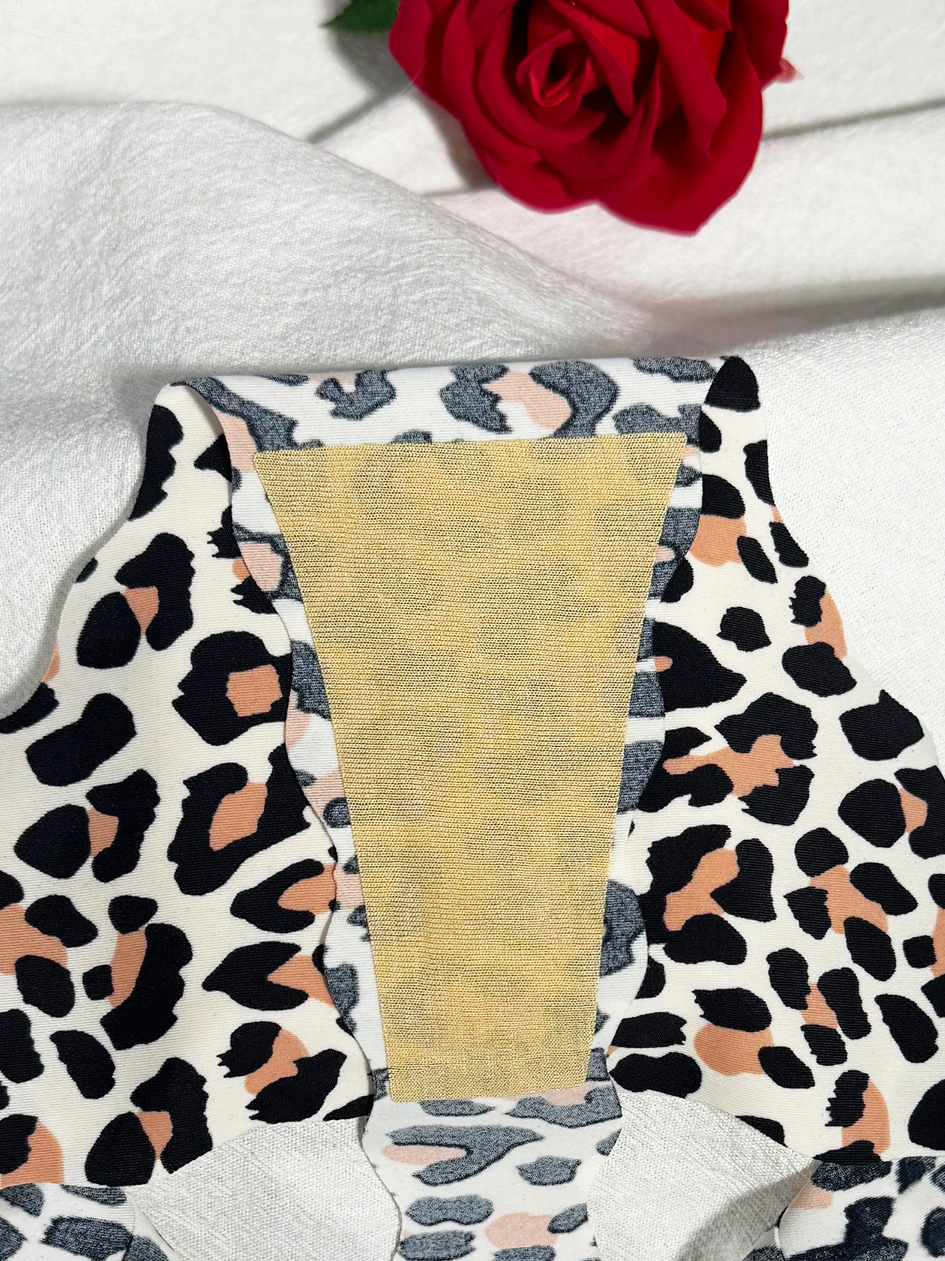 5 Pack Women's Seamless Thong, Leopard & Tropical Print Scalloped Edge No Show… - Image 6