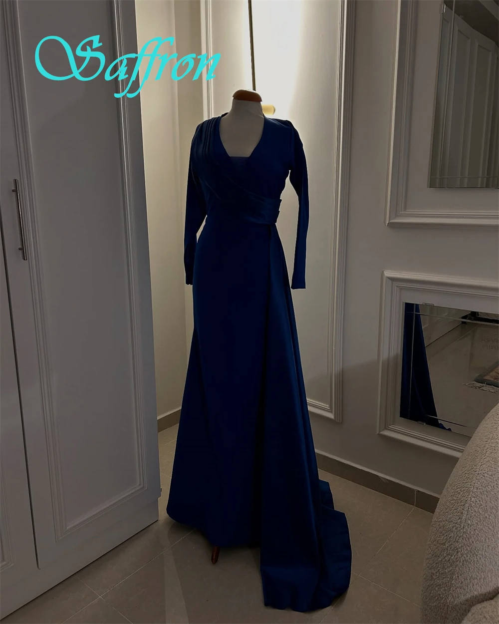 Customized Formal Blue V-Neck Long Sleeves Evening Dress High Quality Satin Prom Dresses Delicate A-Line Homecoming Gowns