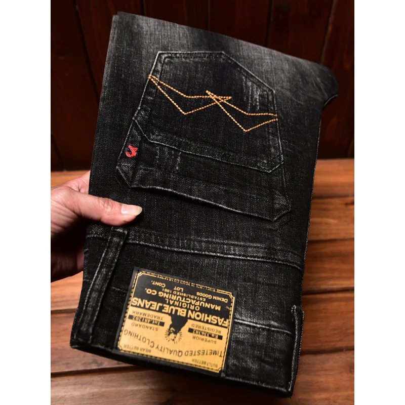 Jeans neri nostalgici retrò di fascia alta da uomo stile primaverile e autunnale slim fit piccoli pantaloni elastici versatili alla moda a tubo dritto