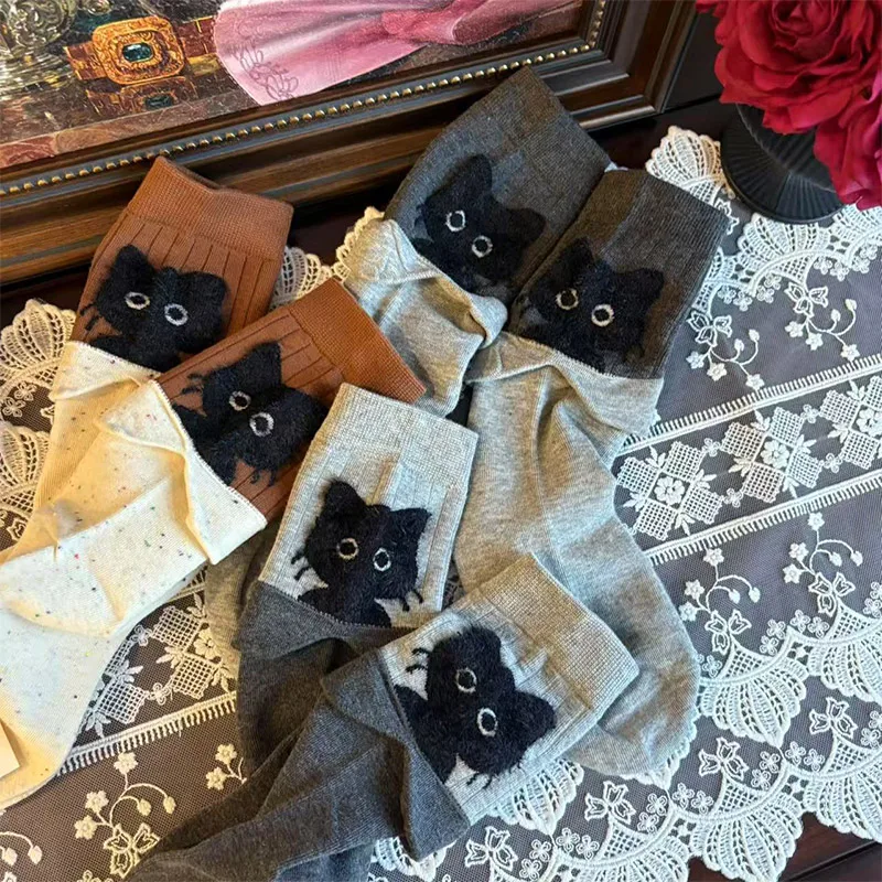 Plush Mid-Calf Socks for Women Seamless Cozy Peek-a-Boo Cartoon Socks Cute Animal Crew Socks for Winter Fall Fashion