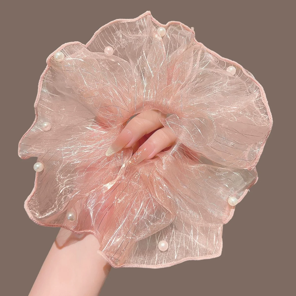 Eleganter Spitzenblumen-Scrunchie im koreanischen Stil, großer Haargummi für Damen und Mädchen, trendiges Haar-Accessoire für den Alltag. – Detail 12
