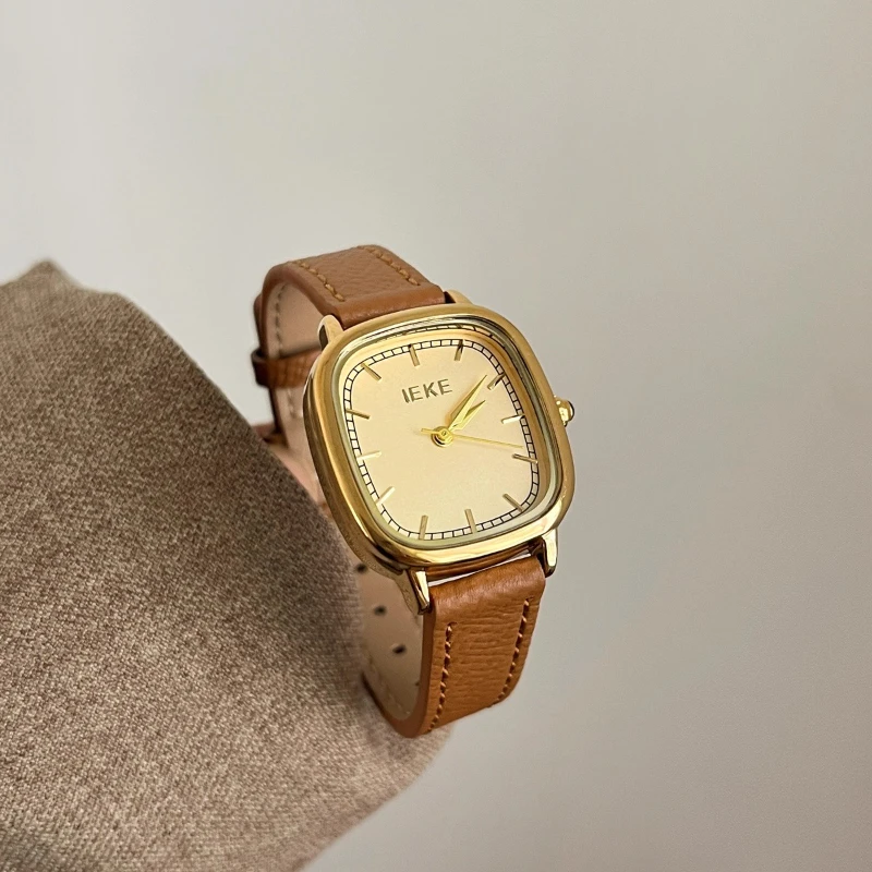 2025 waterproof quartz watch birthday gift Korean temperament classic trend women's watch elegant and simple