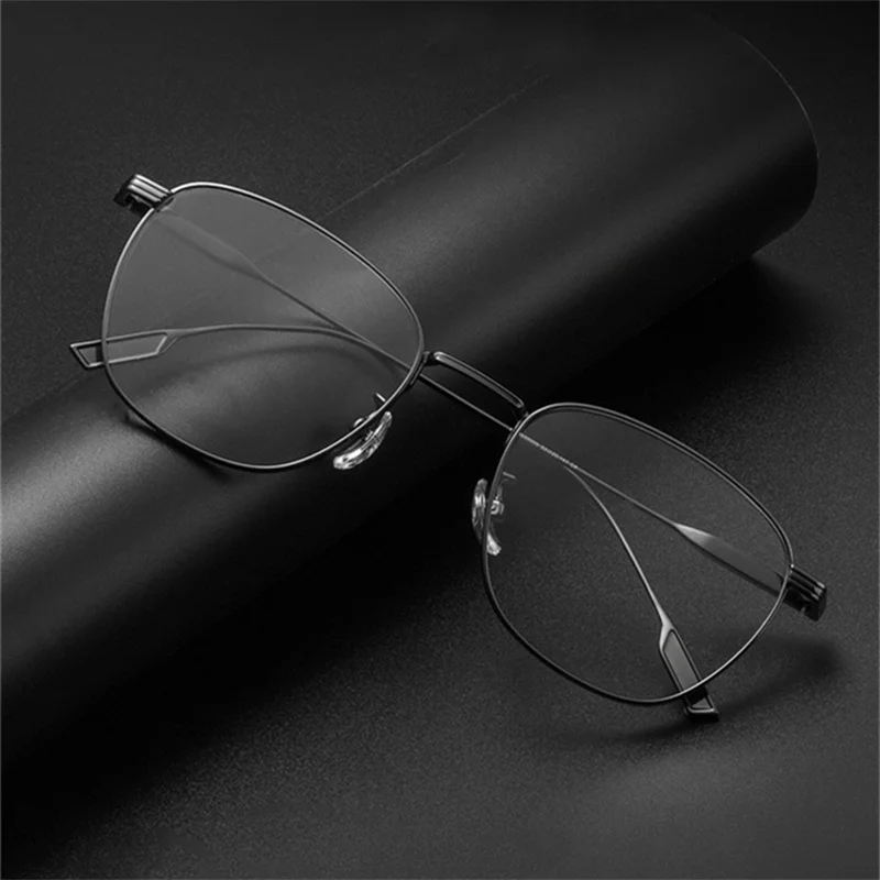 88005Ultralight Pure Titanium Round Anti Blue Light Reading Glasses for Men and Women Professional Customized Presbyopia Glasses