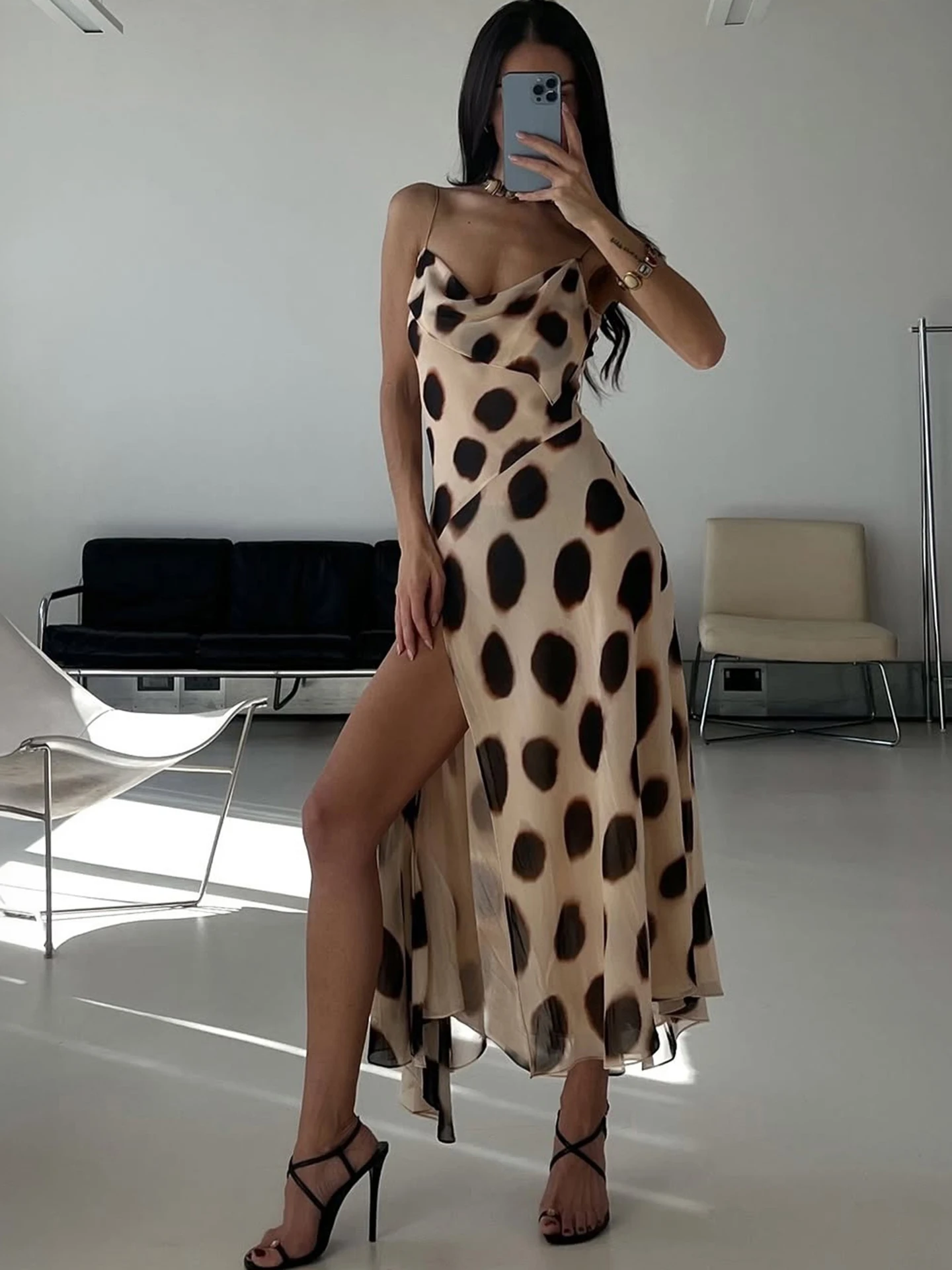 WEIRD PUSS Paris Left Bank Lazy Swing Neck Large Polka Dot Strap Dress Women's Draped Skirt Sexy Style No Sleeve Dress