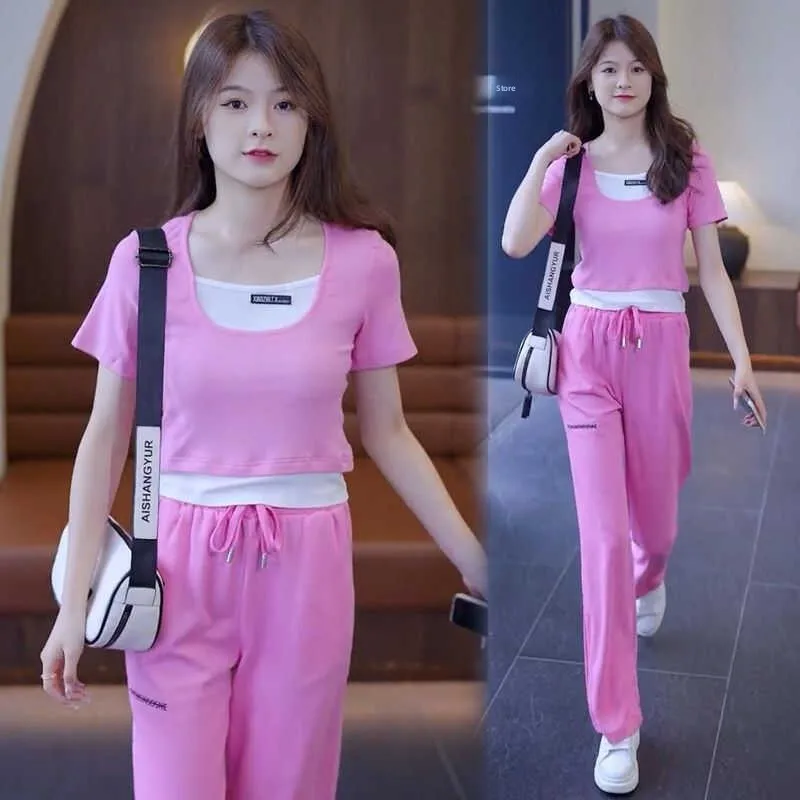 

Summer Sporty Casual Women's Two-Piece Set Short Sleeve T-Shirt Trendy Age-Defying Fashionable Streetwear Ensemble