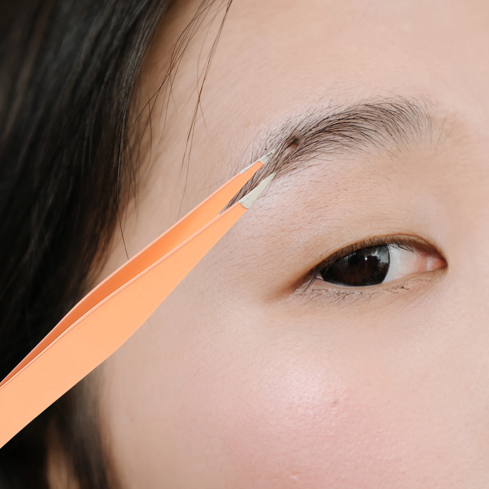 

4pcs Steel Eyebrow Tweezers Set Precision Slanted Pointed Random Color Style Eyebrow Pointed Tweezers Grooming Kit