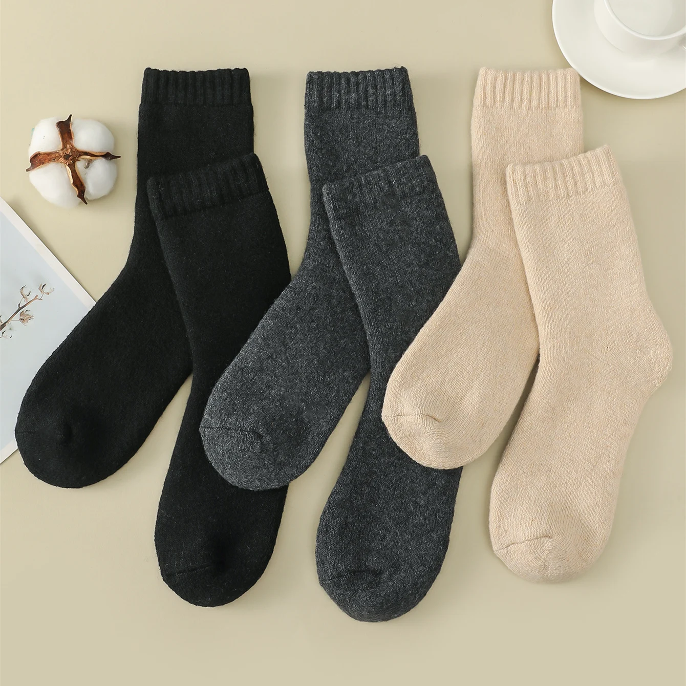 3 Pairs Men\'s Wool Socks Autumn Winter Thicken Warm Socks Solid Mid-Tube Thermal Towel Socks, Can Be Worn At Minus 40 Degrees