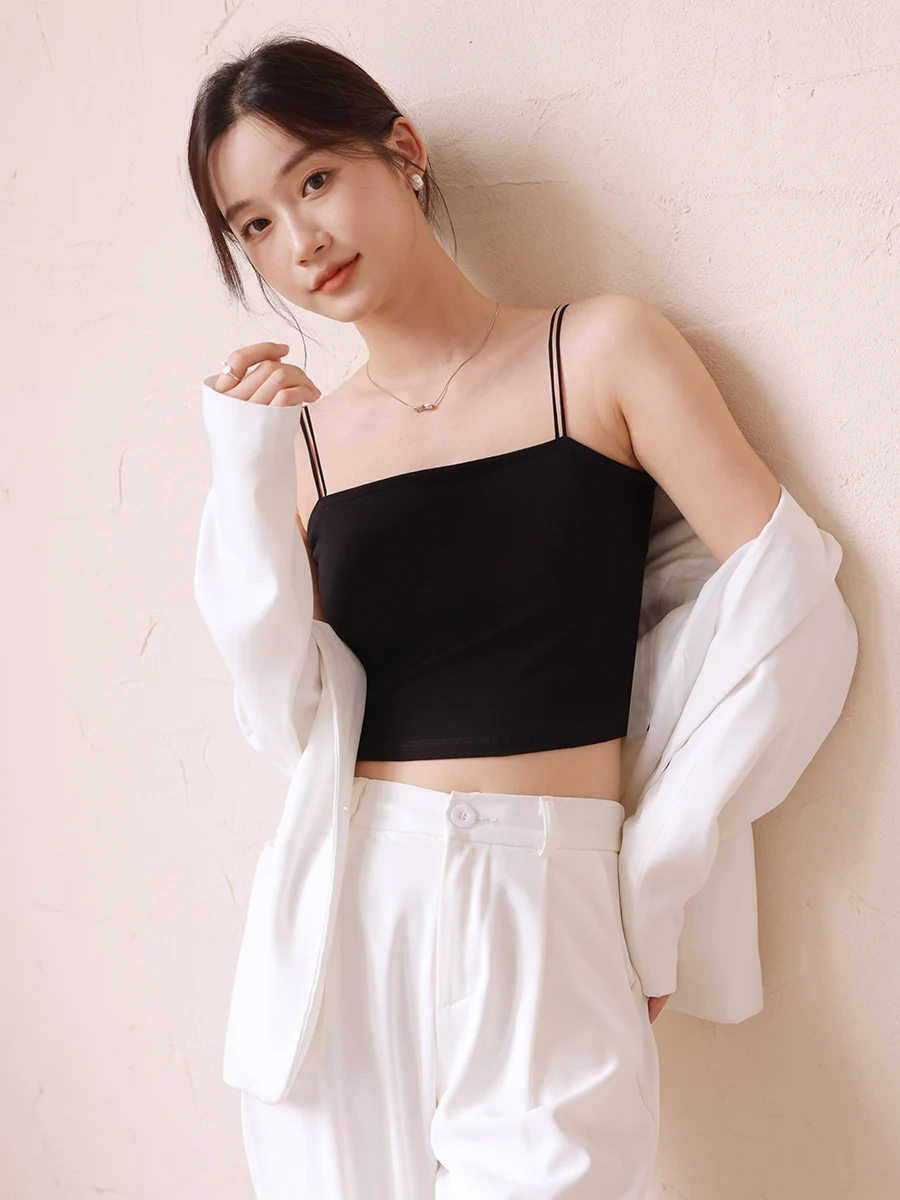 Black Integrated Sports Vest Women's Short Style Inner Wear with Cup Pad Breathable Backless Design Summer Fashion Trend