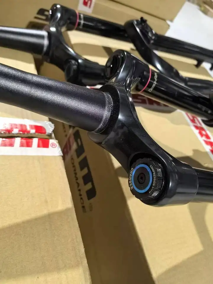 ROCKSHOX Lyrik Select + 29 بوصة السفر الأمامي دراجة هوائية جبلية شوكة تعليق النفط الغاز الدراجات الطرادات ل Trail EMTB و BMX