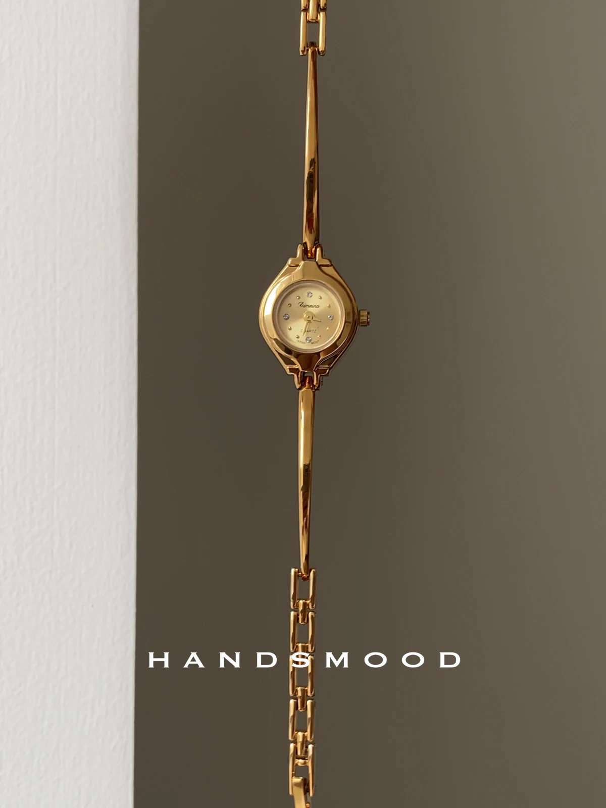 

French retroexquisite smallgold watch roundsmall dial light luxury temperament thin strap ladies watch high quality luxury watch