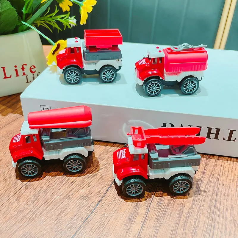 LLavero de modelo de motor de bomberos de ciudad de inercia de aleación, colgante, Mini camión de bomberos de simulación, coche extraíble, adorno de escritorio, regalo para niño