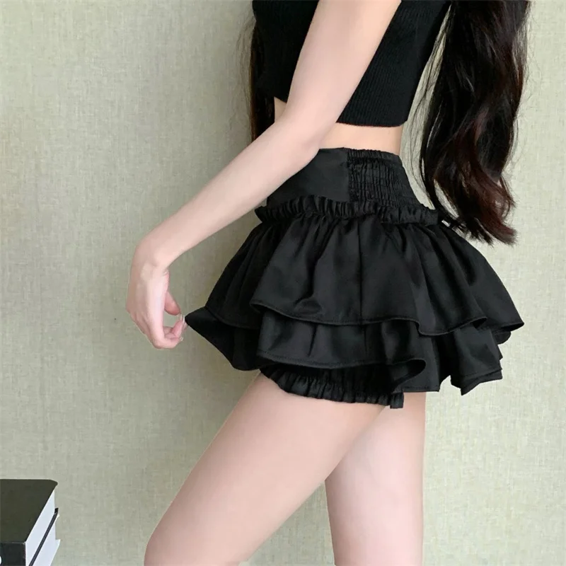 تنورة نسائية صيفية من Streetwear تنورة عالية الخصر مثيرة للغاية تنانير قصيرة للفتيات باللون الأبيض والأسود على شكل حرف a على شكل كعكة 2025
