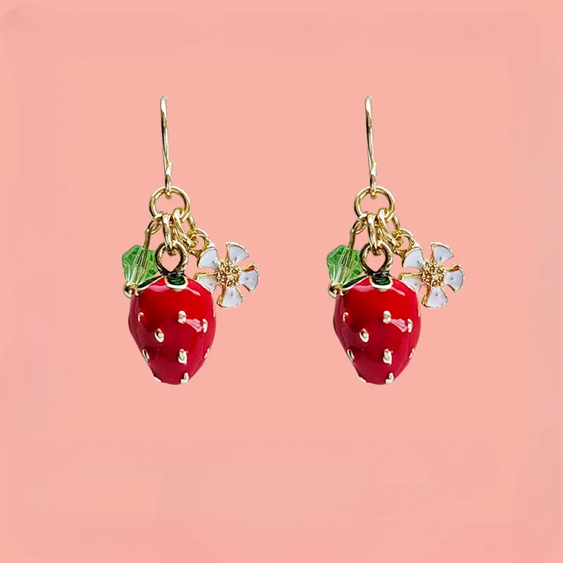 New Fashionable Cute Acrylic Strawberry Flower Earrings Green Crystal Earrings for Women Romantic Jewelry Popular Accessories