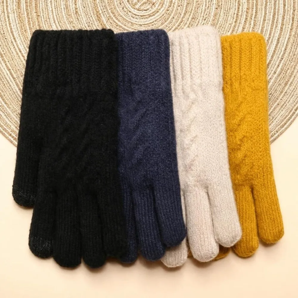 Double Layer Knitted Touchscreen Gloves Thickened Cold Proof Winter Driving Gloves Soft Stretch Unisex Warm Mittens Running
