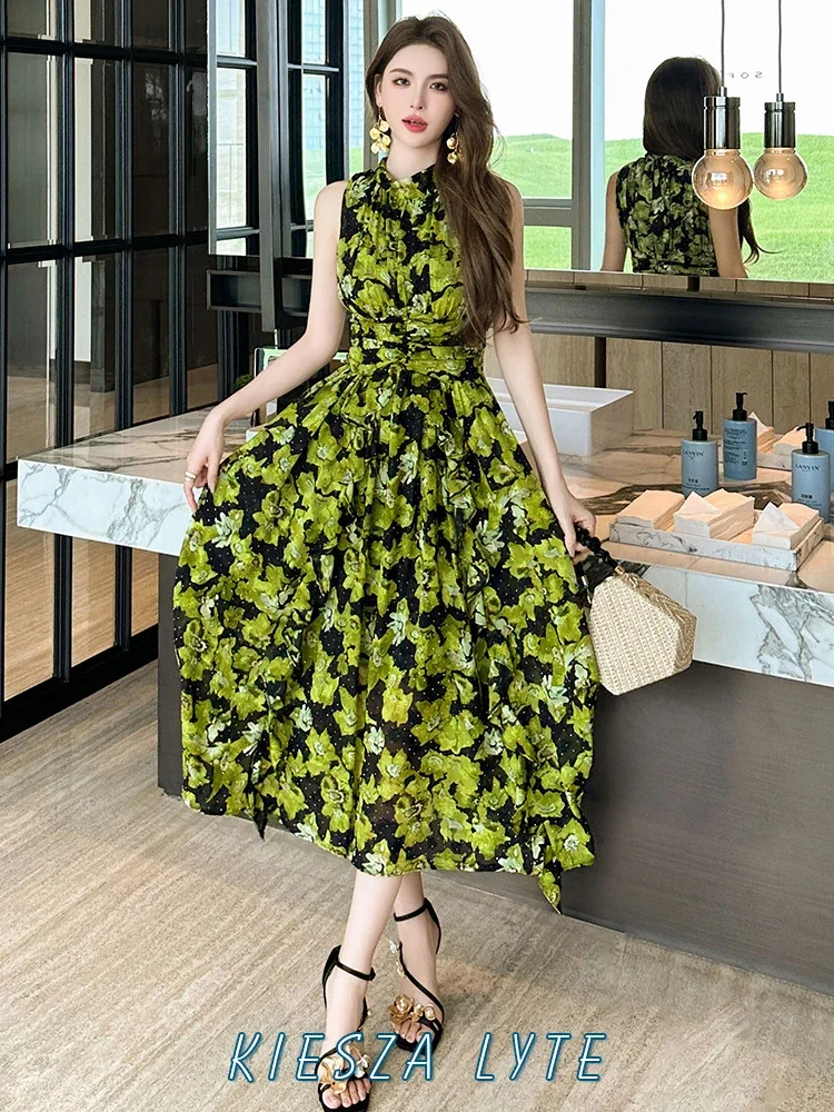 

2024 Summer Beach Vacation Style Printed Strapless Dress for Women's Travel French Style Waistband Diamond Chiffon Long Dress