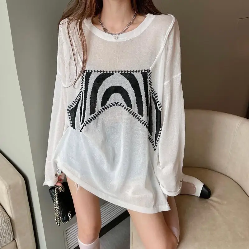 Large Size Sunscreen Shirt for Women with Fake Two-piece Long-sleeved T-shirt Loose and Slim Versatile Top