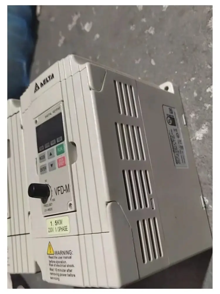 Second-hand  VFD015M21A   inverter    test  OK     Fast Shipping