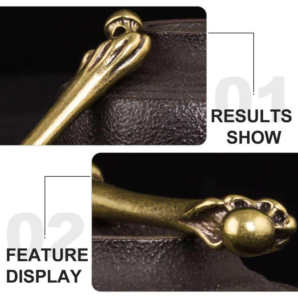 

2Pcs Creative Mini Brass Bone Keychain Lightweight Portable Suitcase Hanging Decoration