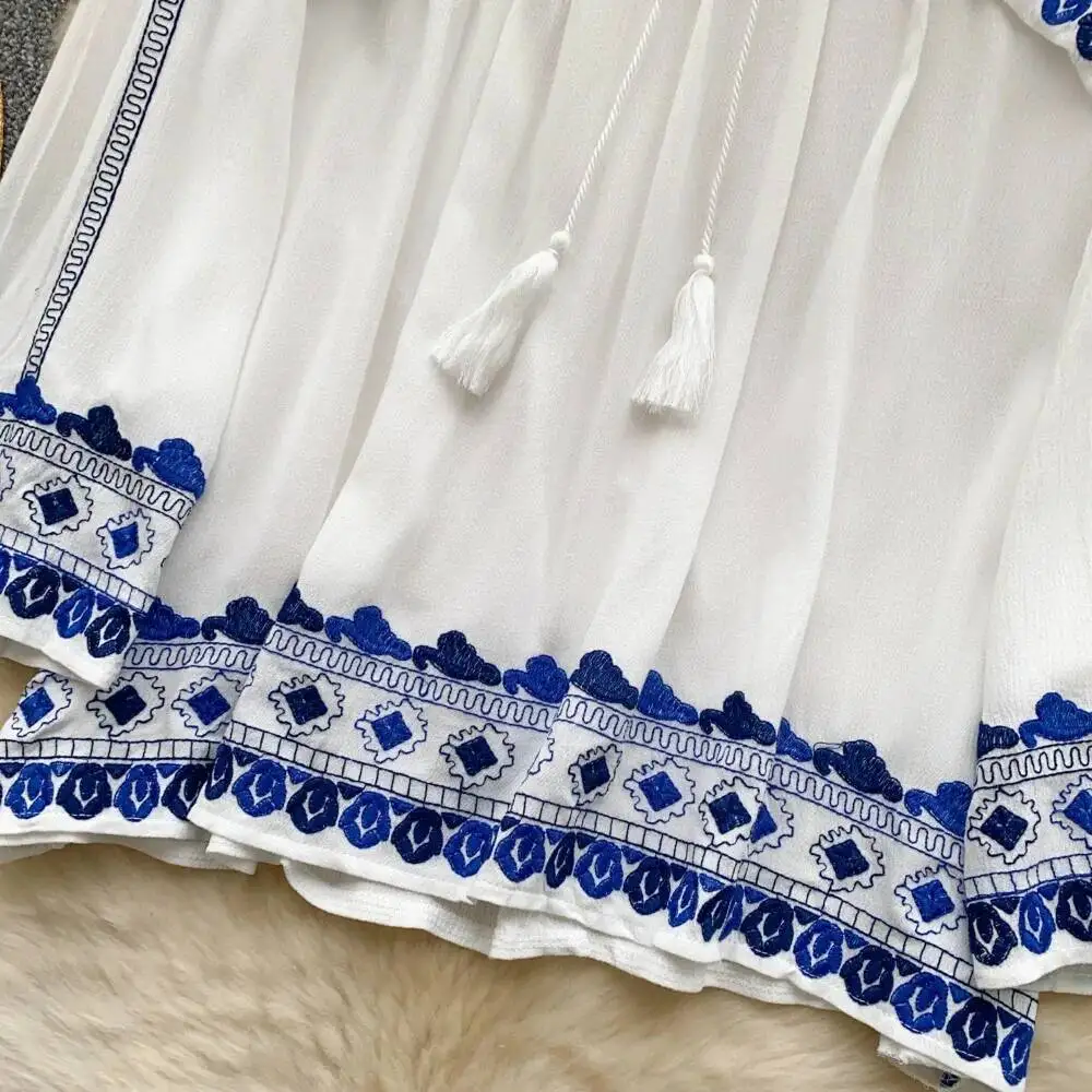 

BabYoung High Street Vintage Literary Sweet Heavy Shirt Lace Up Embroidery Flare Sleeve French Blusa Age Reduction Loose Blouses