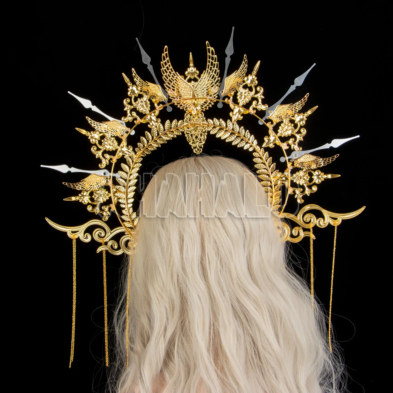 Baroque Golden Halo Crown Headband Sun Halo Goddess Crown Party Church Headwear Women Girls Lolita Exaggerated Headpiece