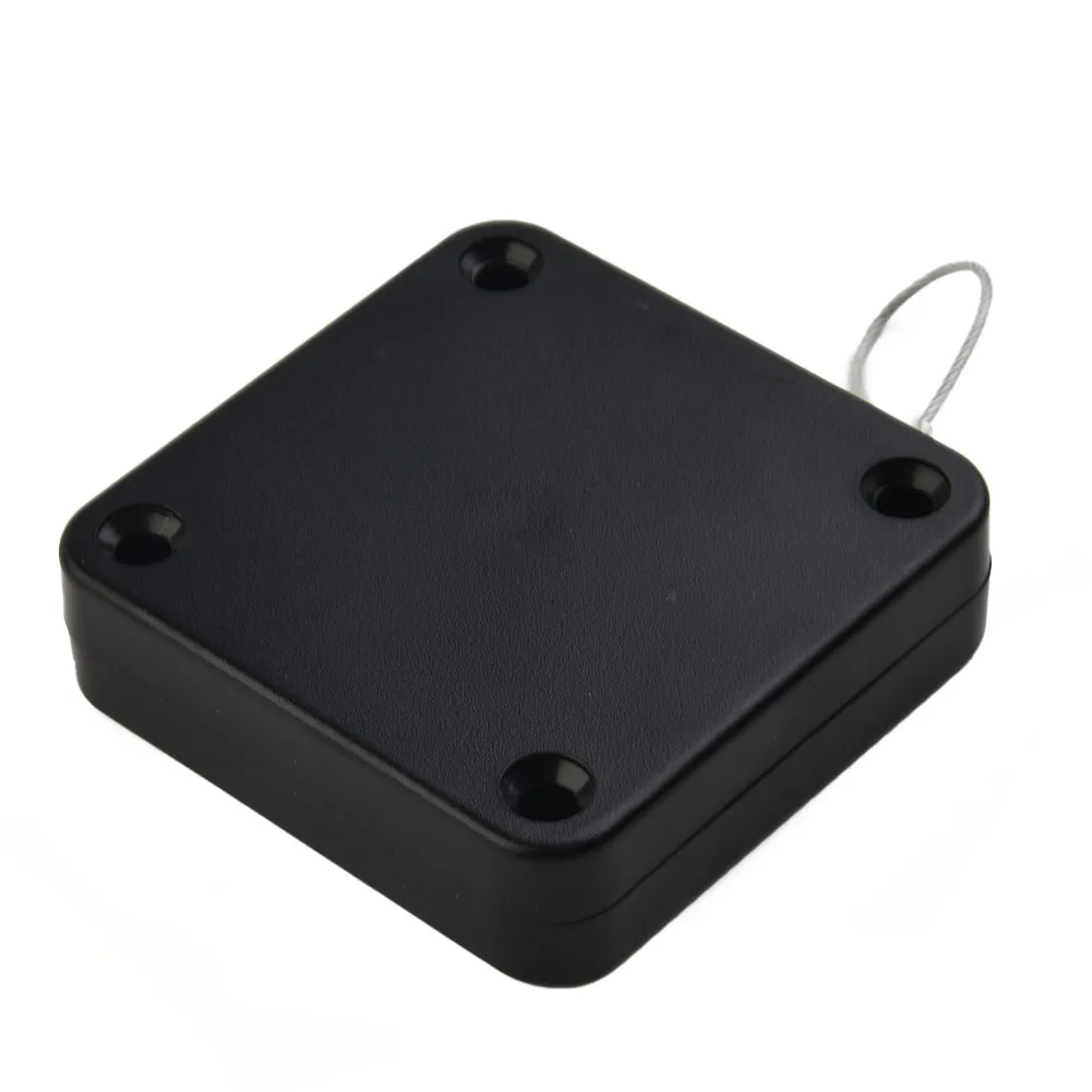 Hook Door Closer Weatherproof 63×63×16mm ABS Anti-corrosion Automatic Black / White Household Small Size Stable