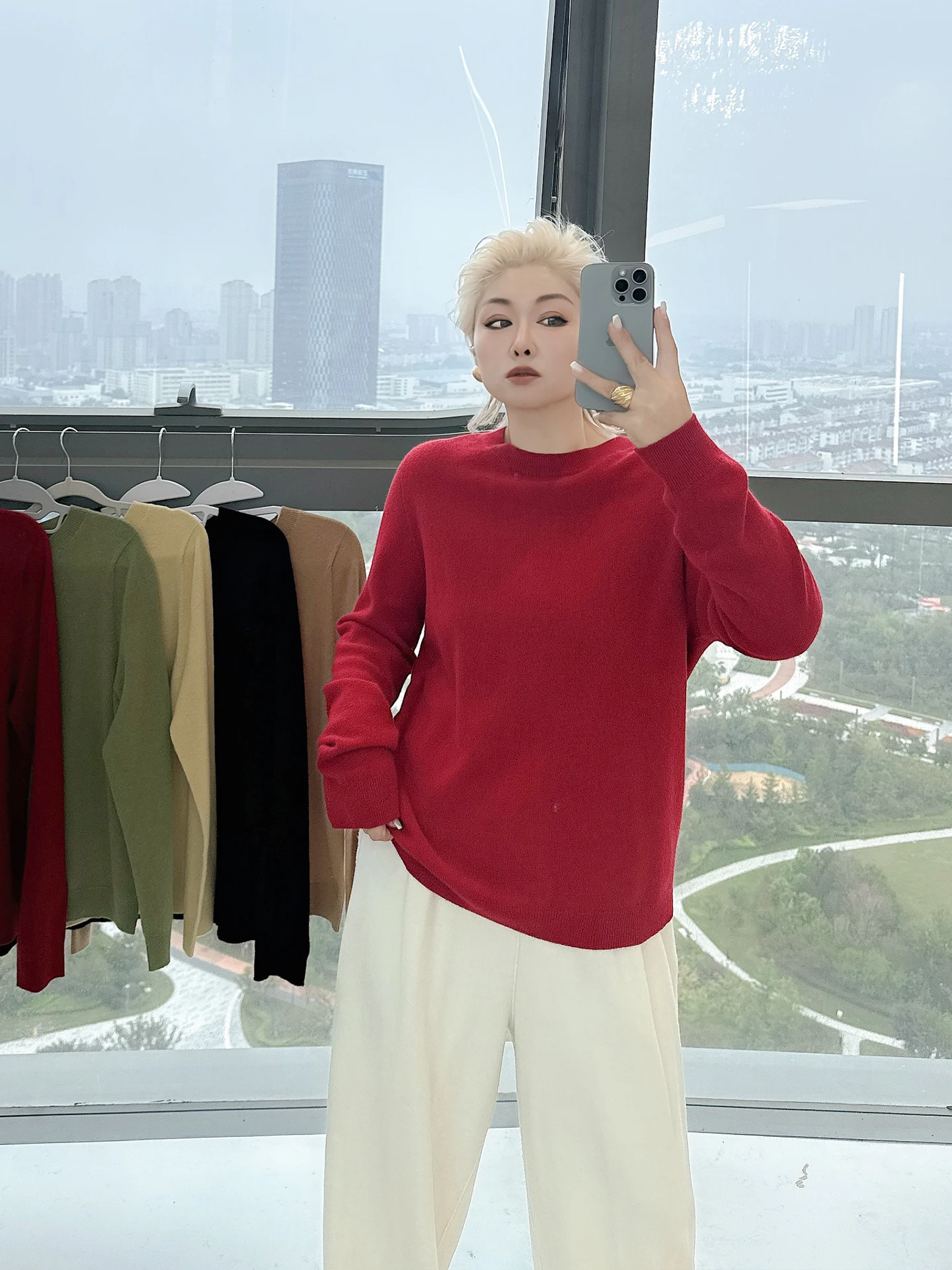 

Новый мягкий вязаный шерстяной свитер больших размеров, простой роскошный базовый слой для женщин больших размеров, удобный дышащий длинный све