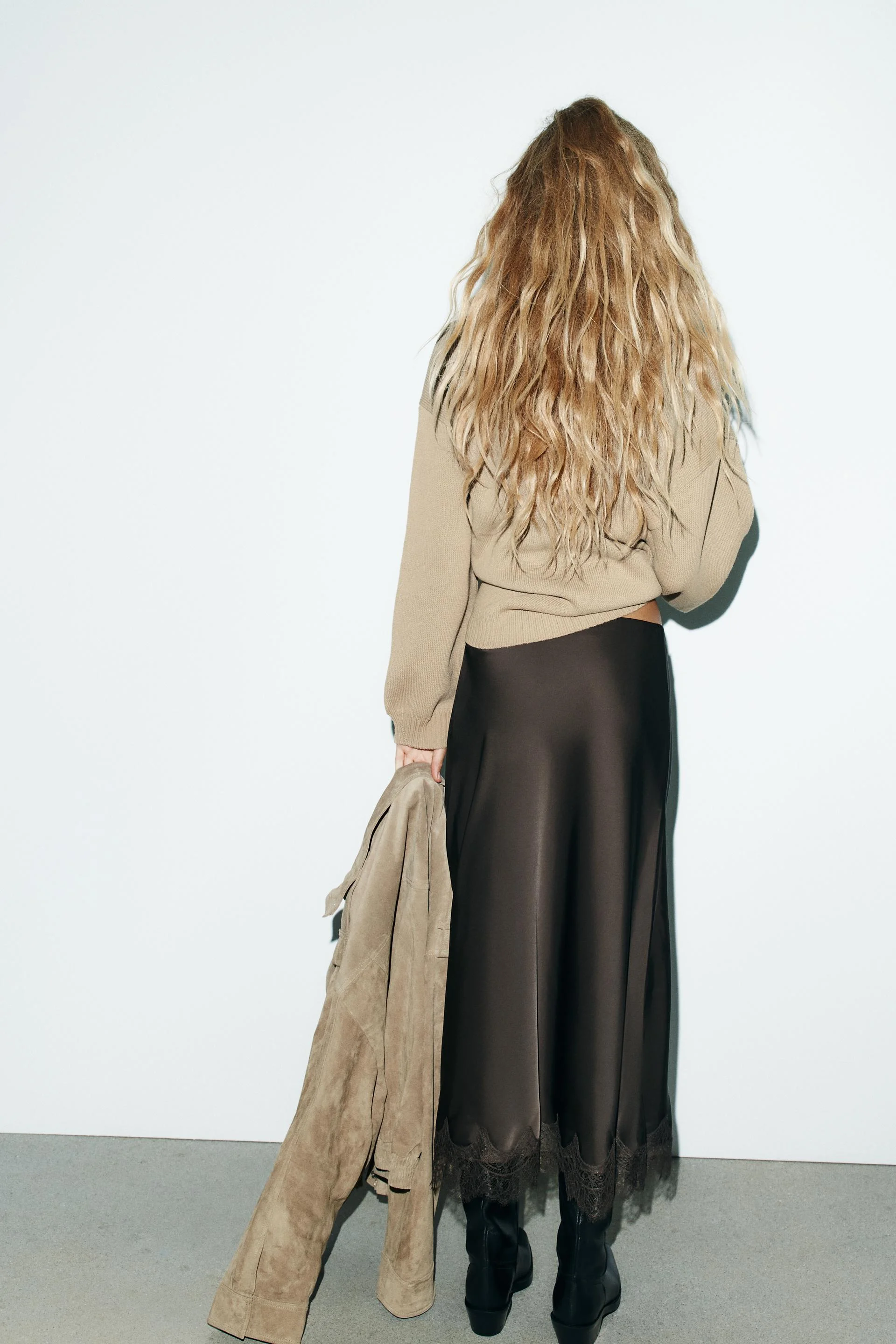 

Dourbesty Женская юбка-миди A Line Атласная юбка-миди с кружевным подолом Юбки со средней посадкой для лета Элегантные юбки с кружевной отделкой