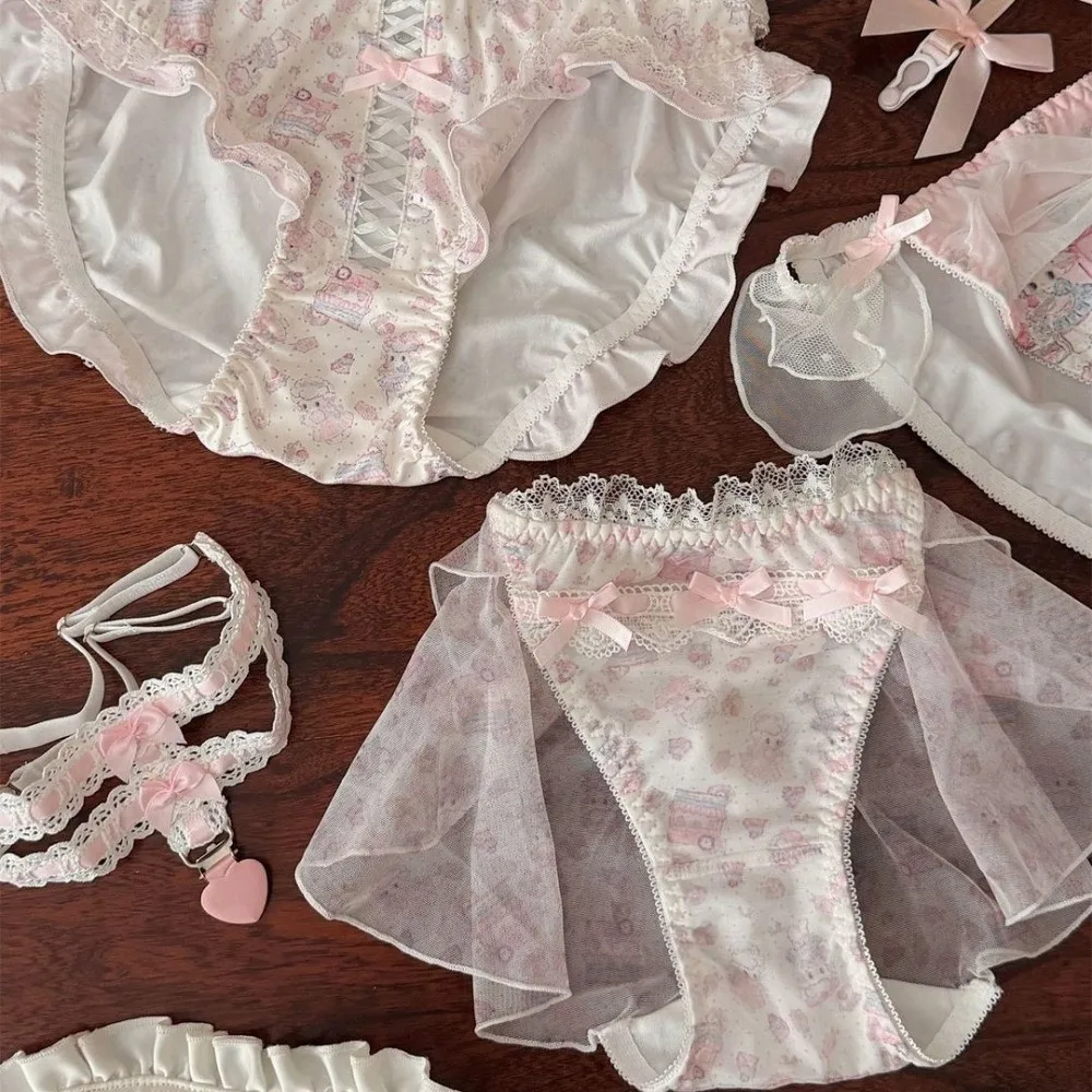 Atmungsaktive Kawaii-Spitzen-Schleifen-Slips mit Baumwoll-Zwickel, niedriger Bund, Lolita-Stil, bequeme, süße Rüschen-Slips für den Alltag, Mädchen – Detail 11