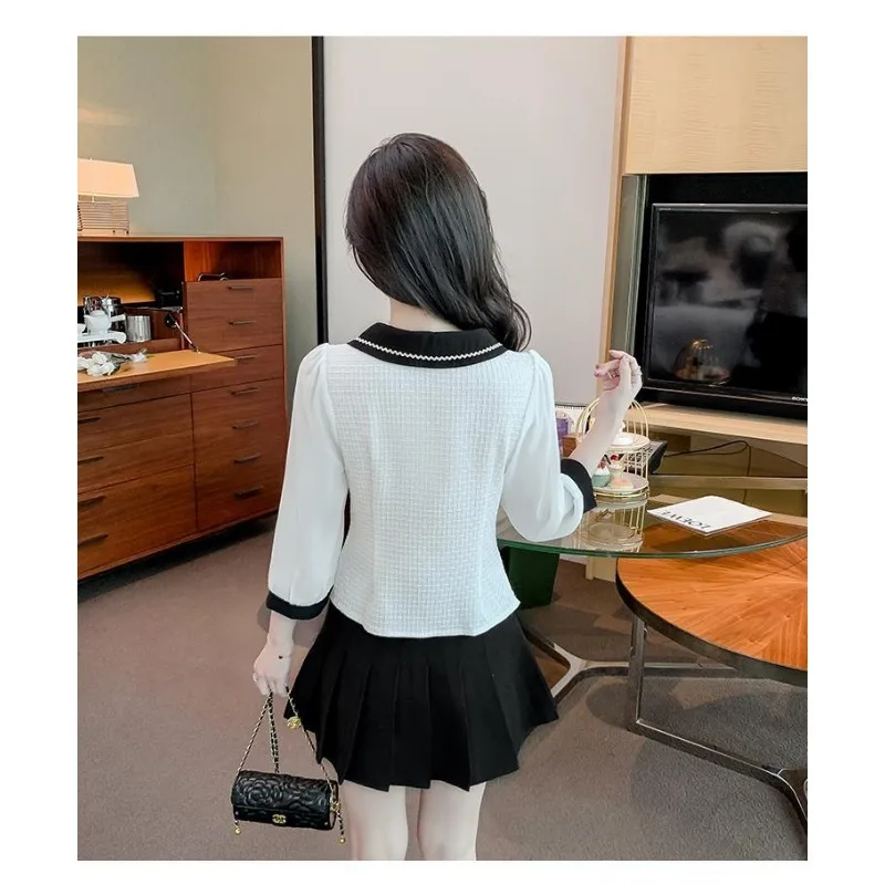 Chiffonbluse mit Puppenkragen für Damen, elegantes und stilvolles Slim-Fit-Oberteil im Herbst