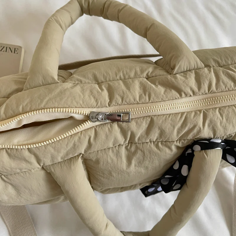 2026 Neue Designer-Schultertasche mit Karomuster, Space-Baumwoll-Handtasche für Damen, Große Kapazität, Daunengepolsterte Gesteppte Einkaufstasche für Damen – Detail 17