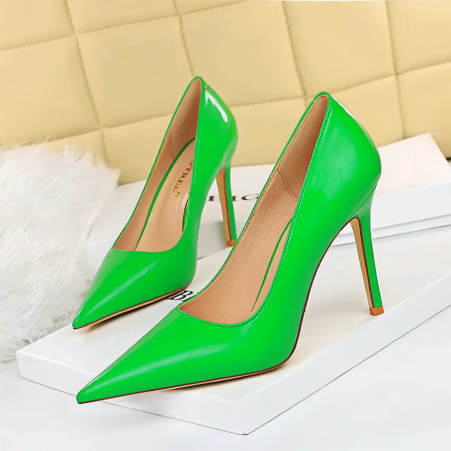 

Women High Heels Shoes Patent Leather Pumps Sexy Woman Super High Pointed Toe Shoes