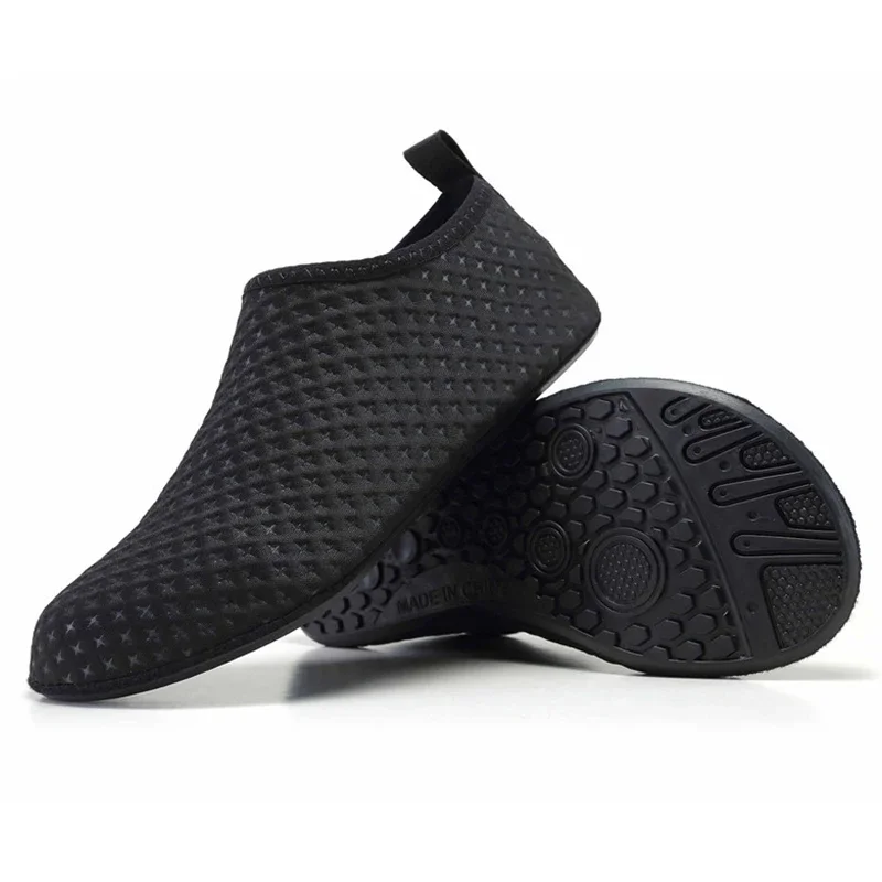 2026 couple water shoes summer light men's water shoes fast drying women's beach shoes soft non-slip sports shoes free shipping