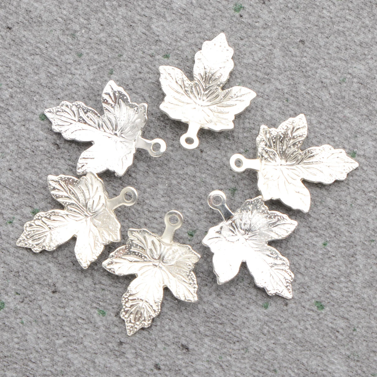 

6Pcs Silver Leaf Pendant Creative Metal Charms for Bracelet Necklace Jewelry Making DIY Accessories Stylish Design