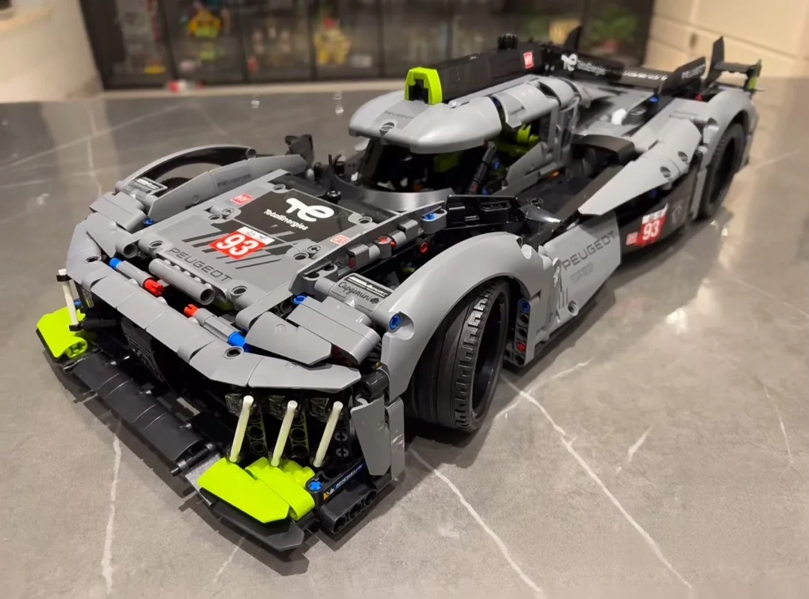 Giocattoli per bambini Regali per adulti Tecnici 42156 1775 pezzi Modello di auto sportiva da corsa Blocchi di costruzione Veicolo a velocità meccanica Supercar Mattoni