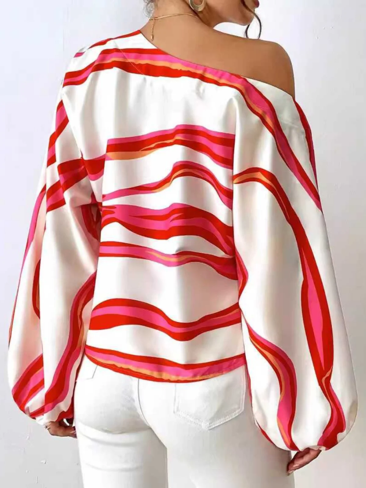Sexy Long Sve Damen T-Shirt Wave Print Slant Collar Oulder Bared IRT Street Sle Slim Fit Polyester Lantern Sve